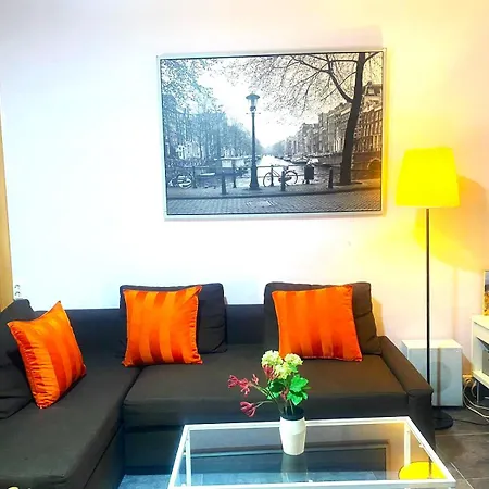 3 Bedroom Next To Airport & La Sagrada Familia Metro And Fc Barcelona Stadium L'Hospitalet de Llobregat Exterior photo