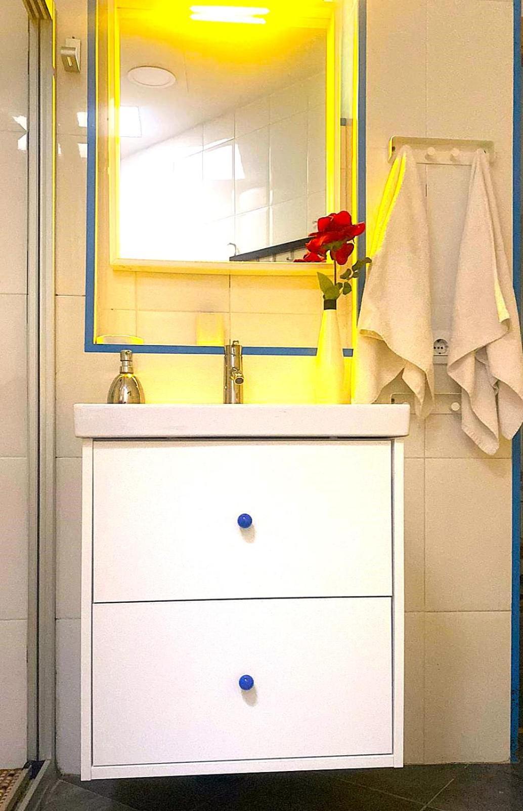 3 Bedroom Next To Airport & La Sagrada Familia Metro And Fc Barcelona Stadium L’Hospitalet de Llobregat