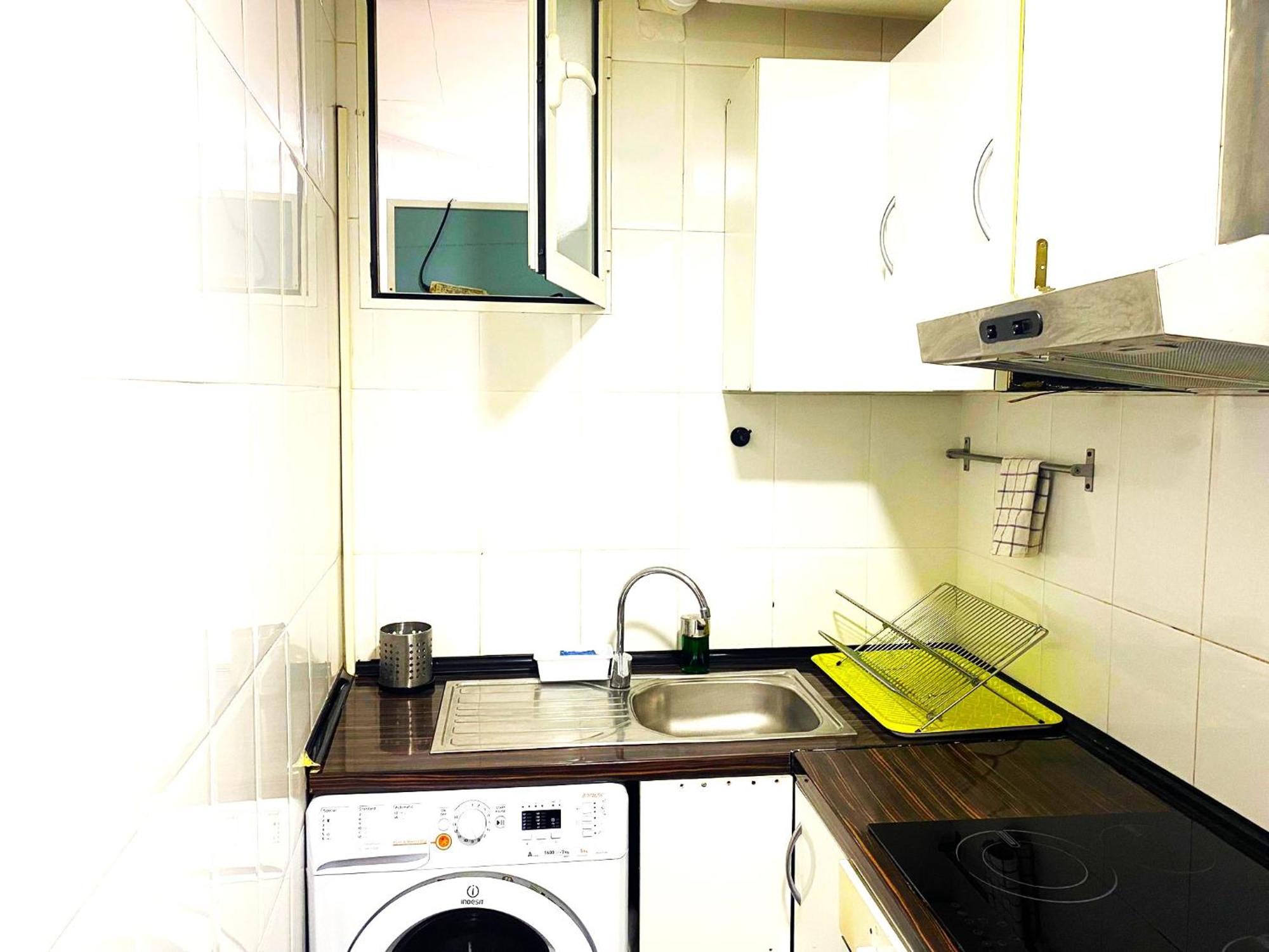 3 Bedroom Next To Airport & La Sagrada Familia Metro And Fc Barcelona Stadium * L’Hospitalet de Llobregat